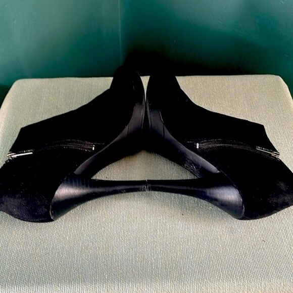 Black suede leatherAnkle Boots Nine West size 8 - Picture 6 of 10